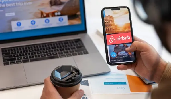 article/airbnb-plans-ai-native-app-experience.webp