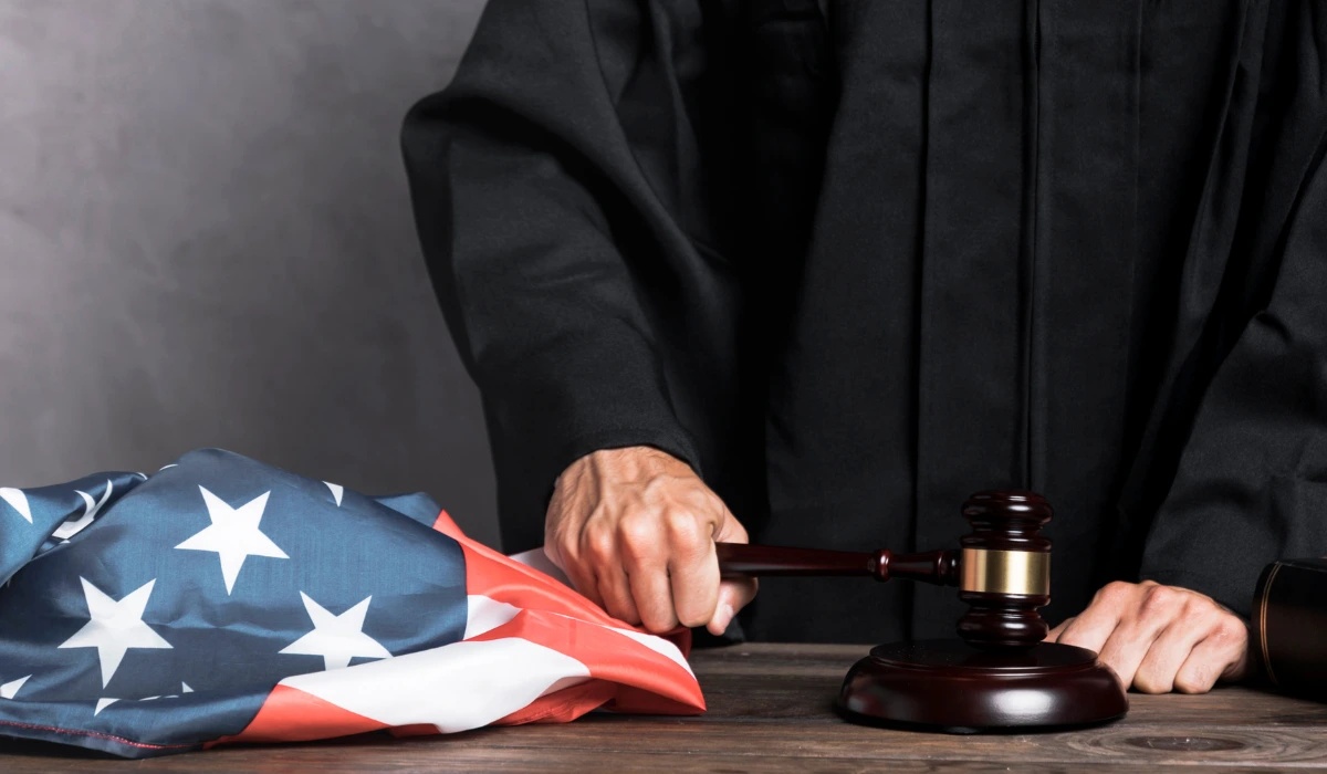 article/federal-judge-rebukes-trump-administration-over-immigration-delays.webp