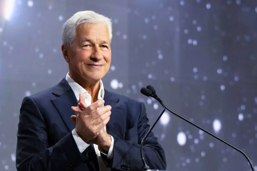 Jamie Dimon Economic Predictions vs JPMorgan’s Big Profits