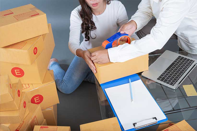 Amazon Retail Chief Stresses Balance Between Cost-Cutting and Innovation